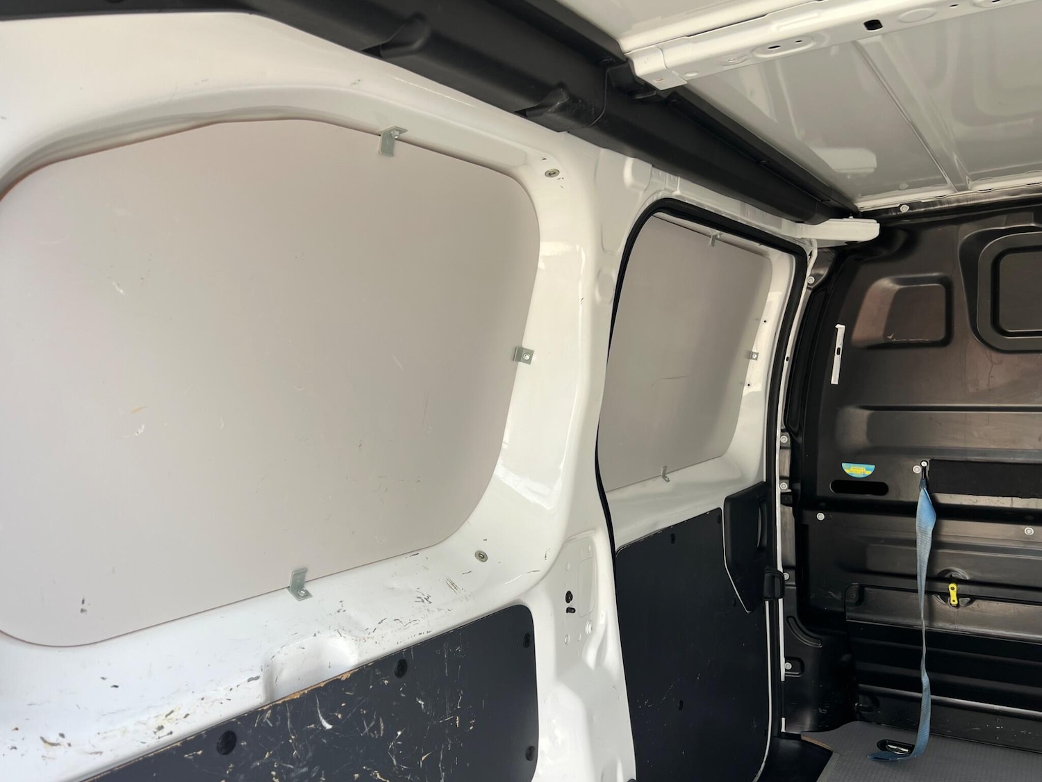 Used Peugeot Expert 2019 for sale - 77909582: Photo 24