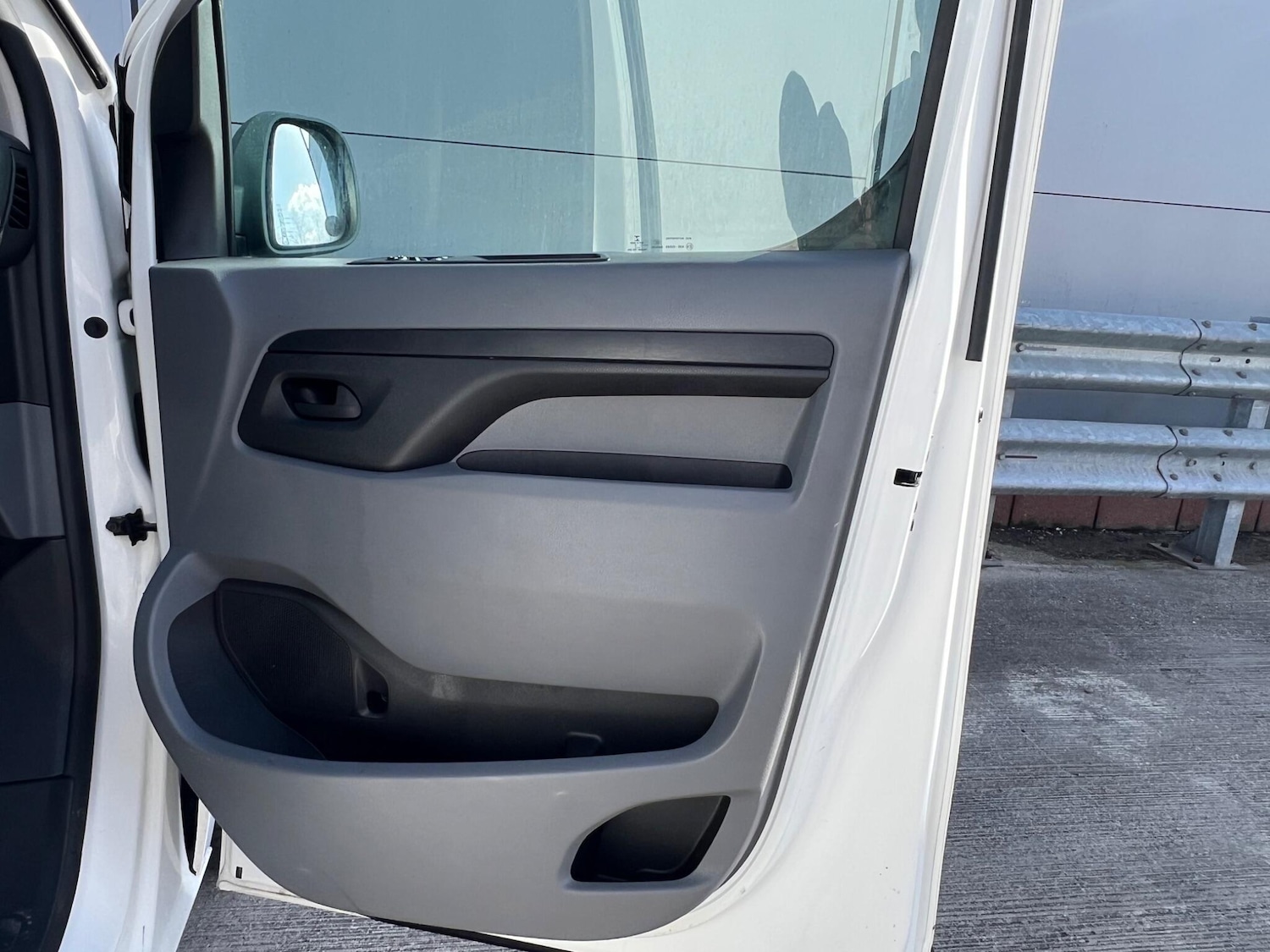 Used Peugeot Expert 2019 for sale - 77909582: Photo 27