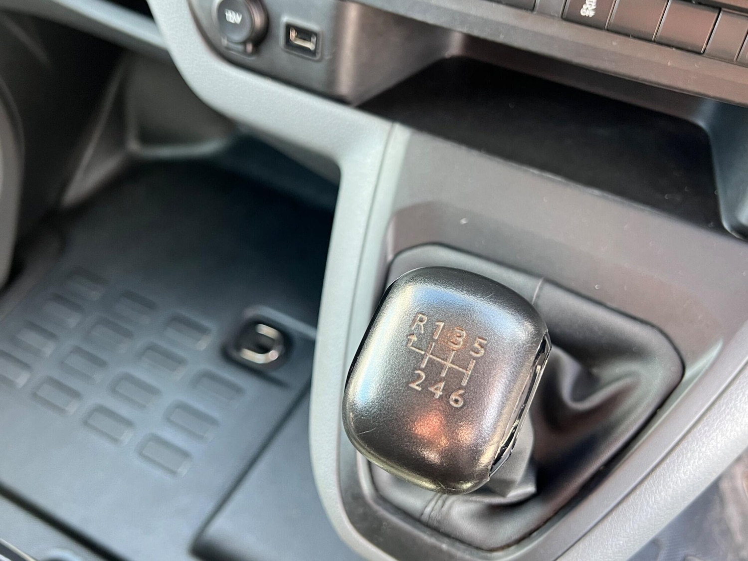 Used Peugeot Expert 2019 for sale - 77909582: Photo 37