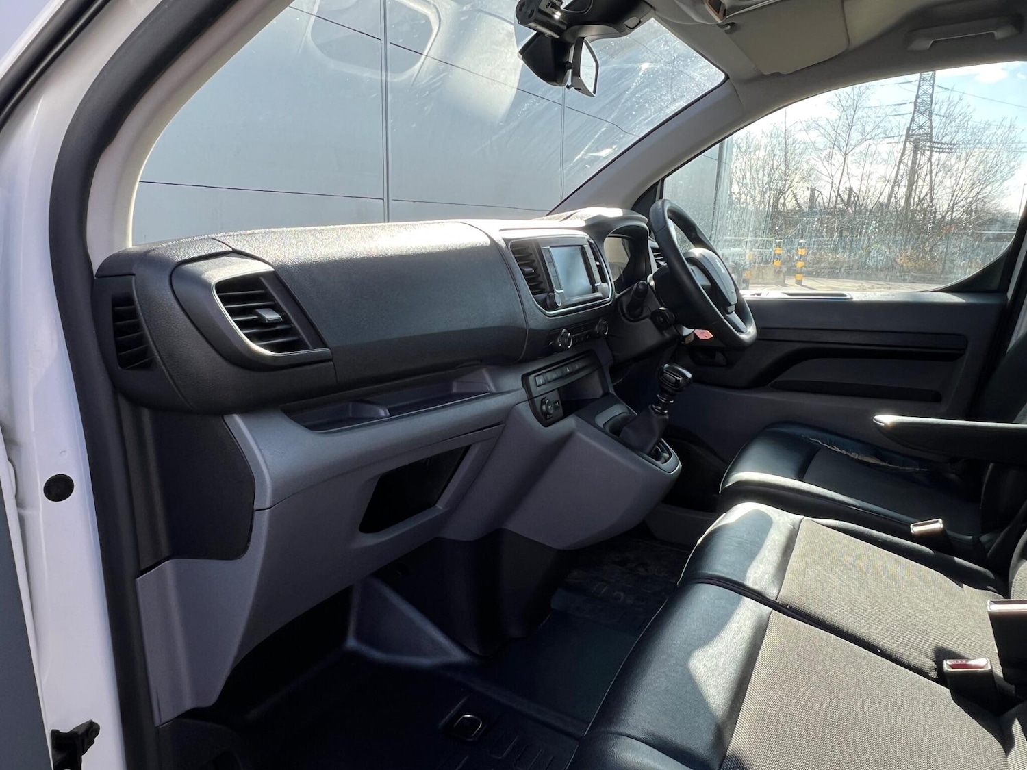 Used Peugeot Expert 2019 for sale - 77909582: Photo 39