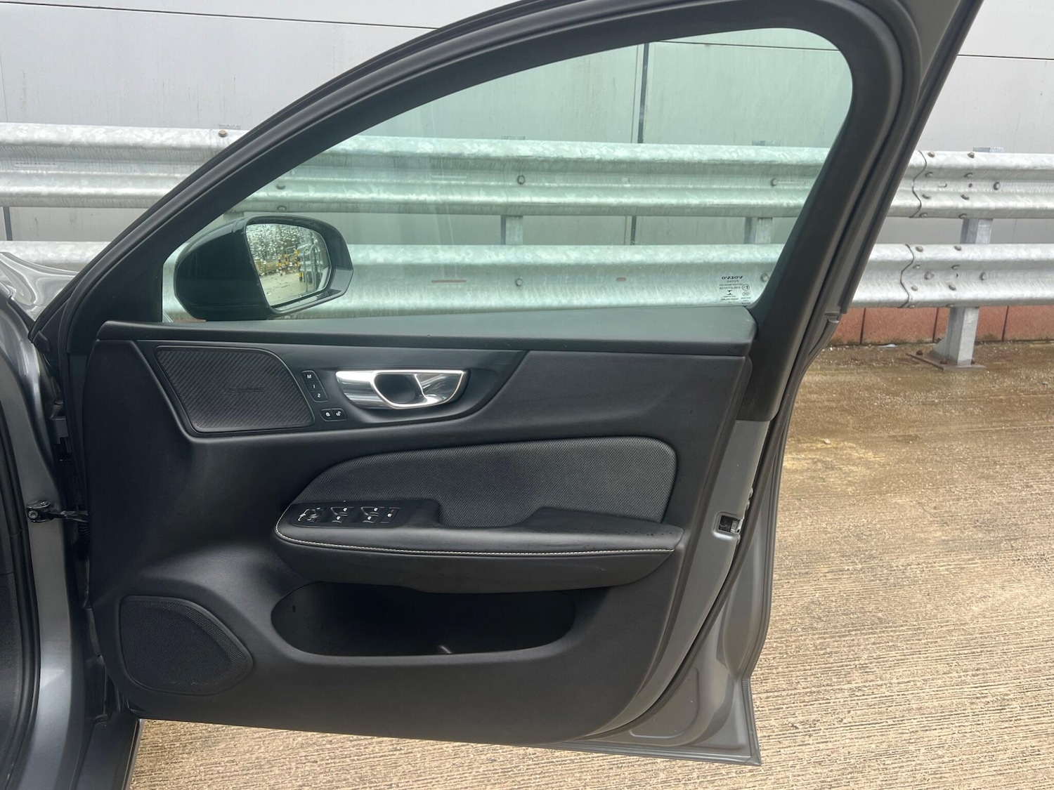 Used Volvo S60 2019 for sale - 77549842: Photo 37