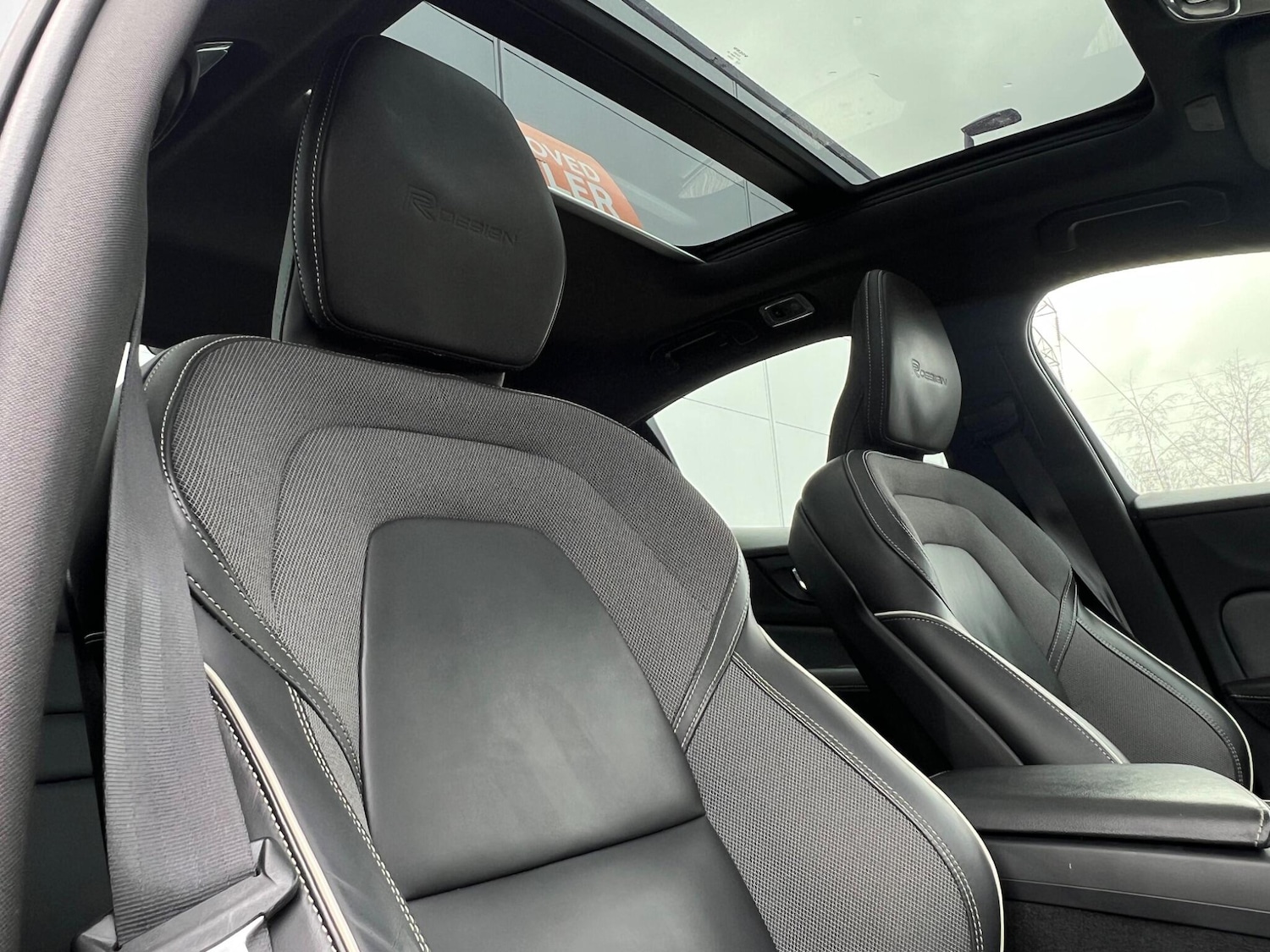 Used Volvo S60 2019 for sale - 77549842: Photo 54