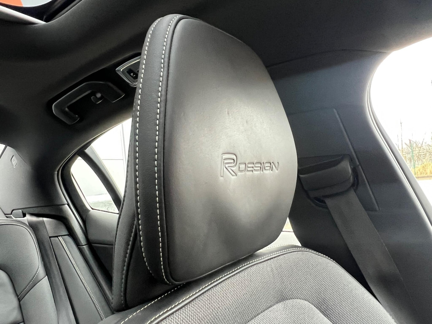 Used Volvo S60 2019 for sale - 77549842: Photo 56