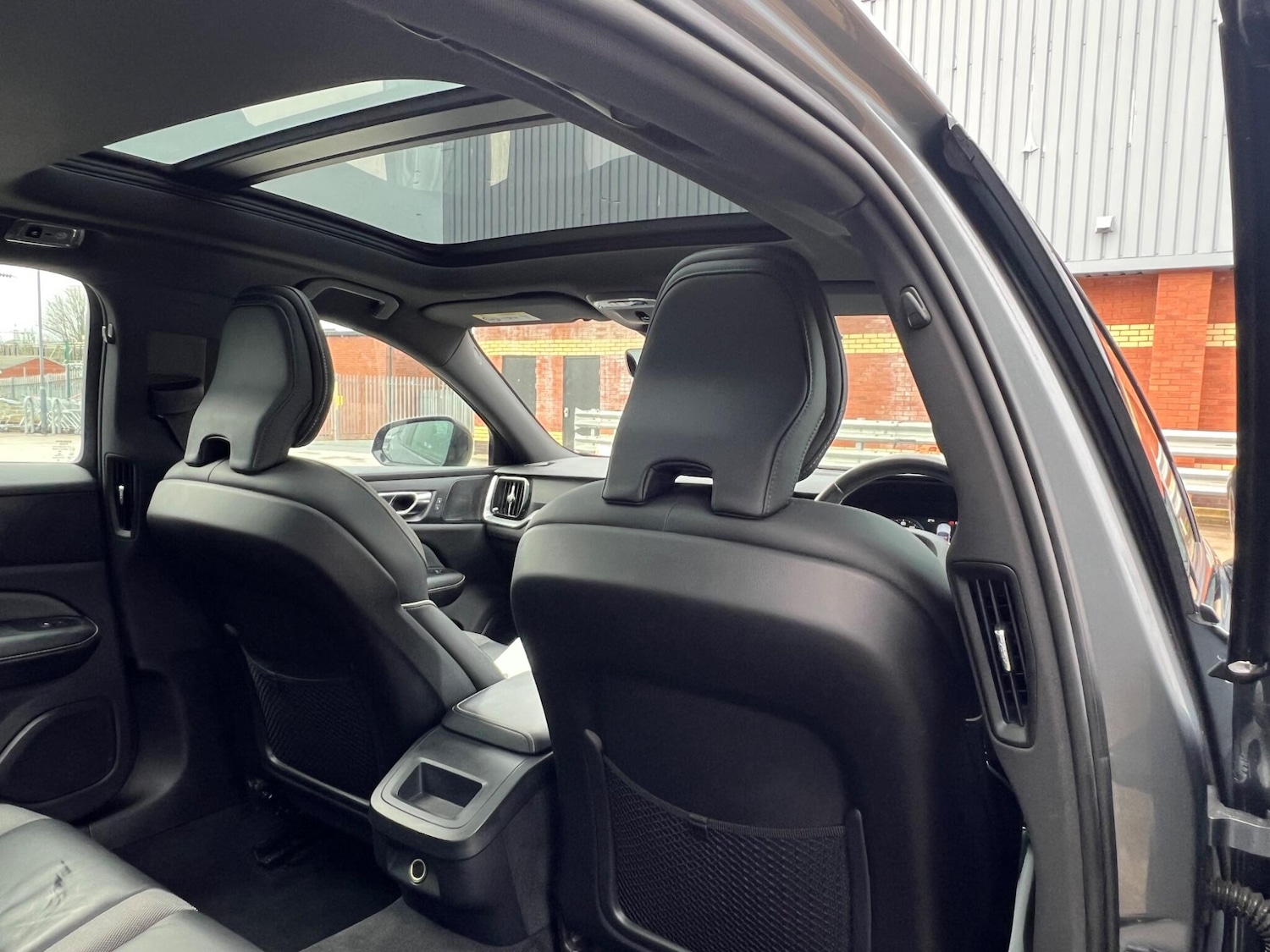 Used Volvo S60 2019 for sale - 77549842: Photo 66