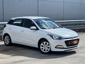 Used Hyundai i20 2017 for sale - 78607521: Photo
