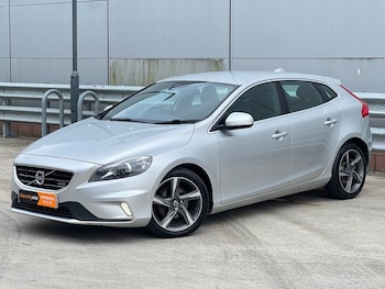 Used Volvo V40 2016 for sale - 78677906: Photo