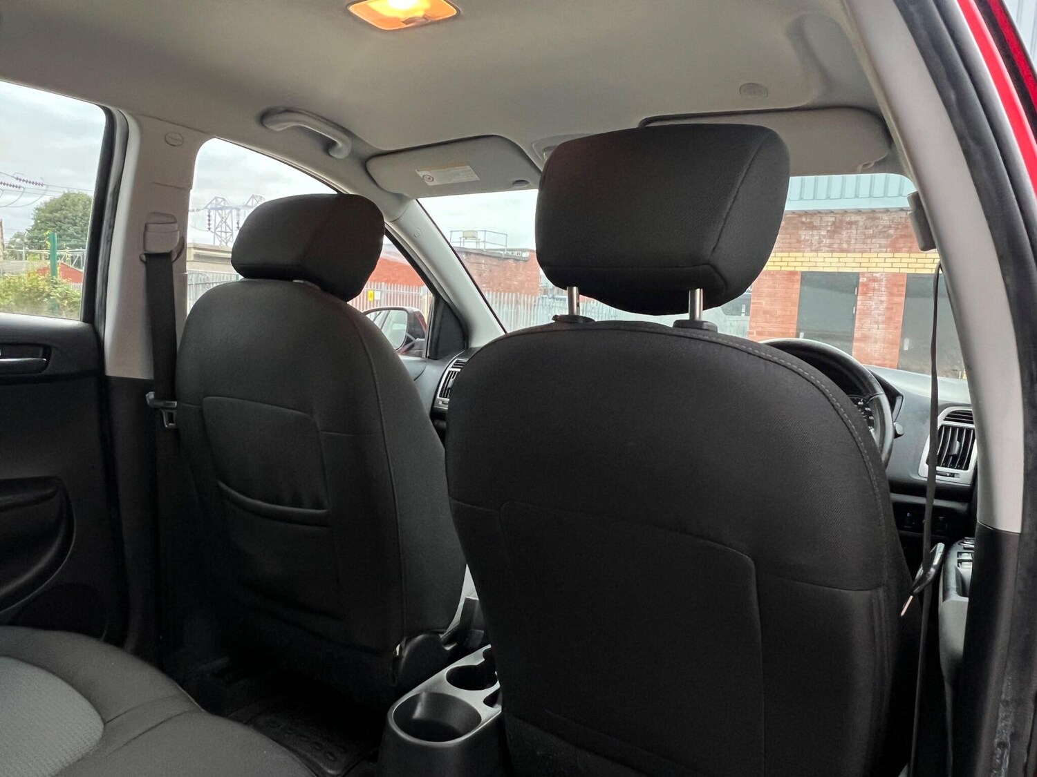 Used Hyundai i20 2014 for sale - 77395700: Photo 28