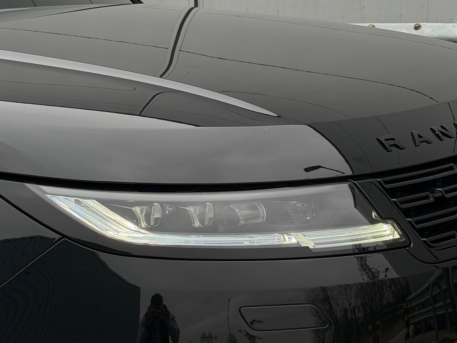 Used Land Rover Range Rover Sport 2024 for sale - 77794066: Photo 10