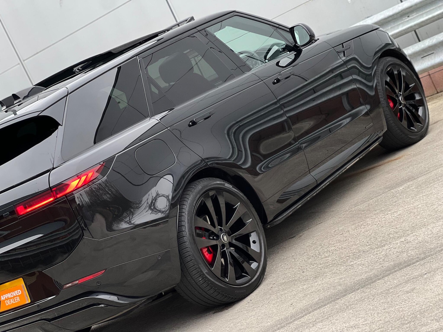 Used Land Rover Range Rover Sport 2024 for sale - 77794066: Photo 31