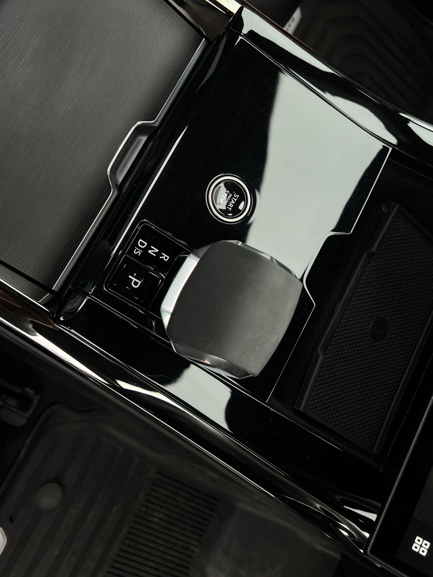 Used Land Rover Range Rover Sport 2024 for sale - 77794066: Photo 48