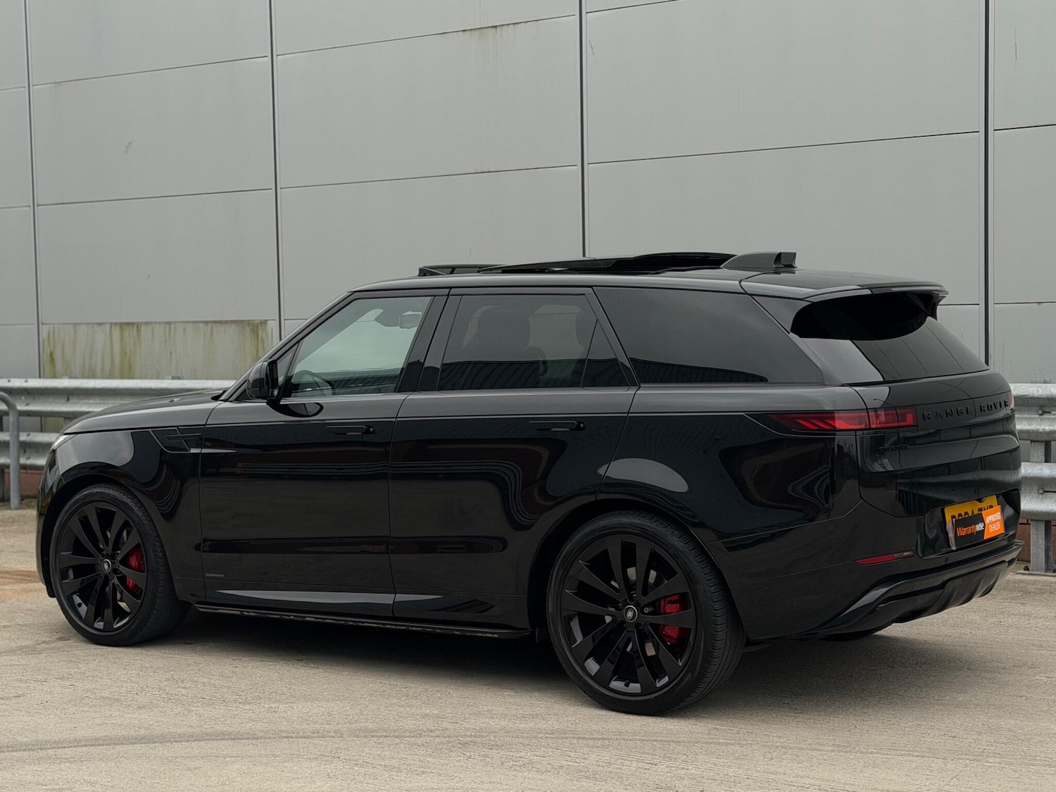 Used Land Rover Range Rover Sport 2024 for sale - 77794066: Photo 6