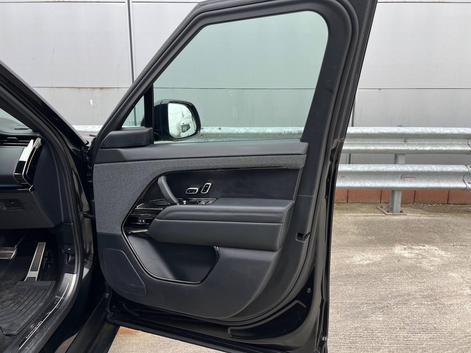 Used Land Rover Range Rover Sport 2024 for sale - 77794066: Photo 64