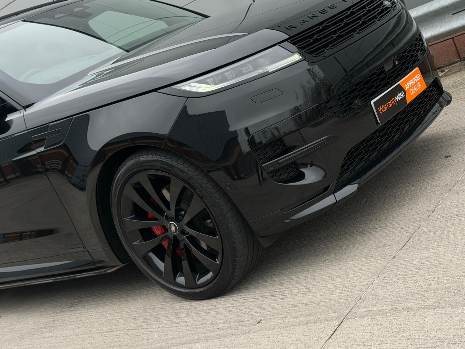 Used Land Rover Range Rover Sport 2024 for sale - 77794066: Photo 8