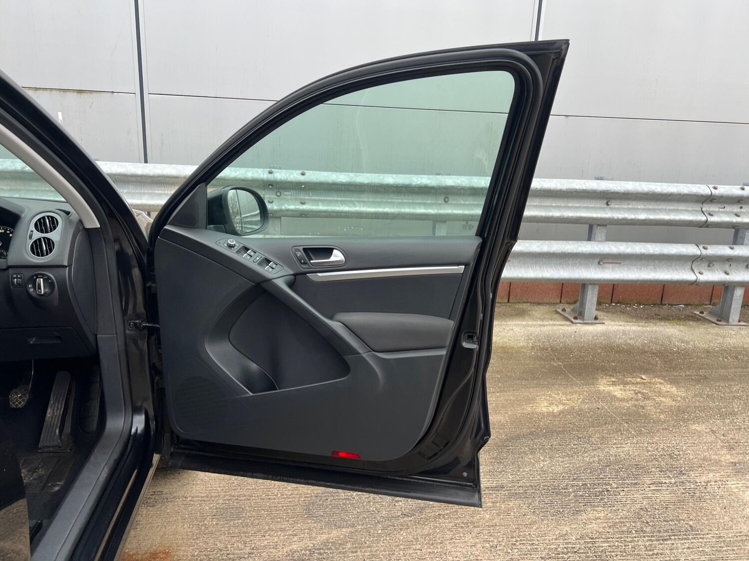 Used Volkswagen Tiguan 2014 for sale - 77496225: Photo 27