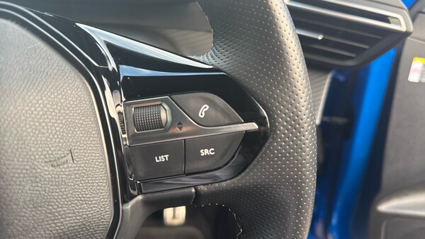 Used Peugeot 208 2022 for sale - 76183186: Photo 25