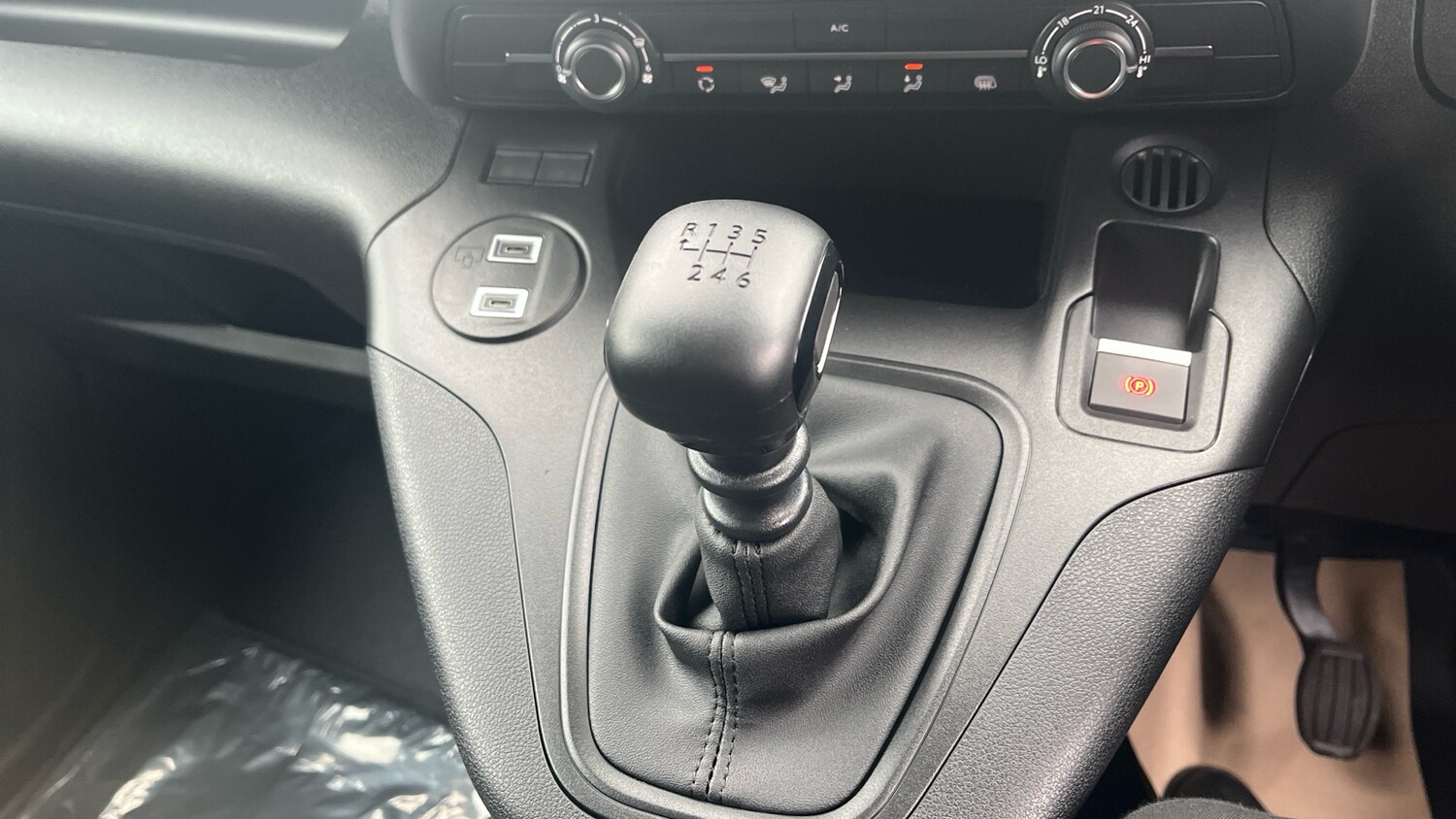 Used Peugeot Partner 2025 for sale - 76206531: Photo 13