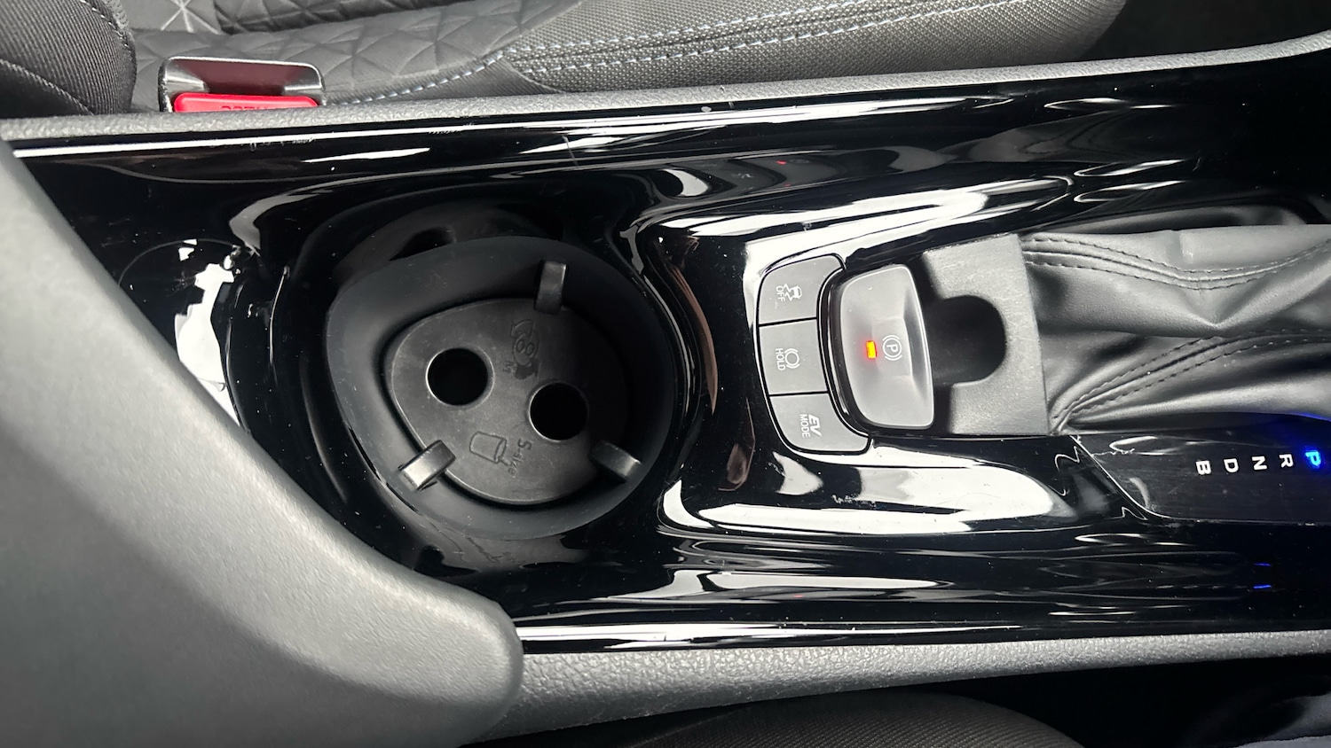 Used Toyota C-HR 2020 for sale - 77271304: Photo 19