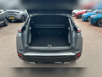 Used Peugeot 2008 2024 for sale - 78556020: Photo