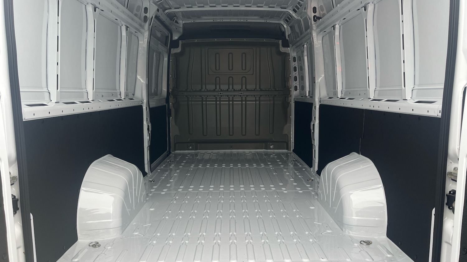 Used Peugeot Boxer 2025 for sale - 76206535: Photo 4