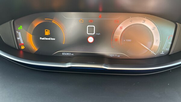 Used Peugeot 3008 2018 for sale - 75665294: Photo 18