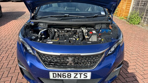 Used Peugeot 3008 2018 for sale - 75665294: Photo 8