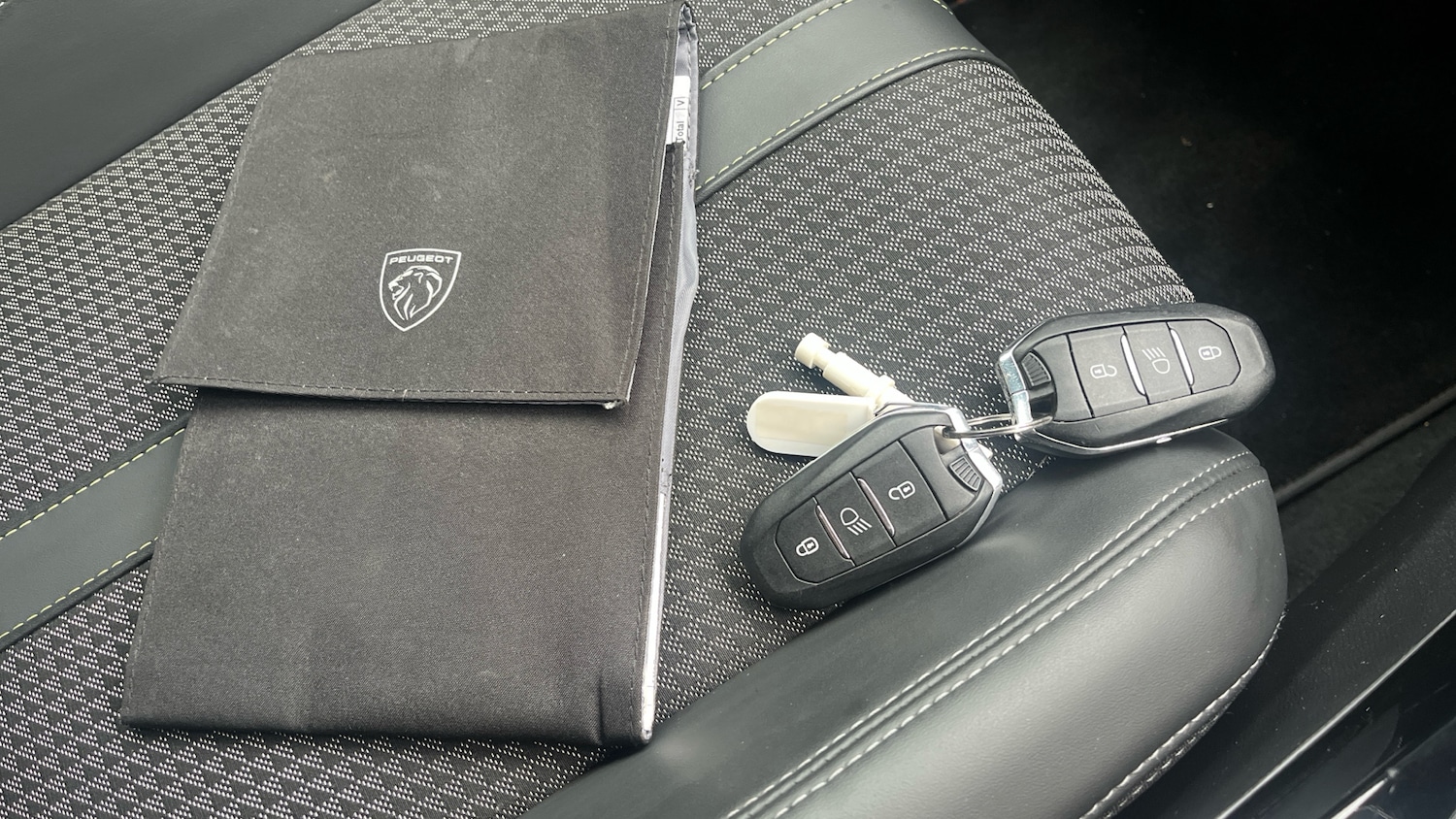 Used Peugeot 2008 2022 for sale - 76555623: Photo 19