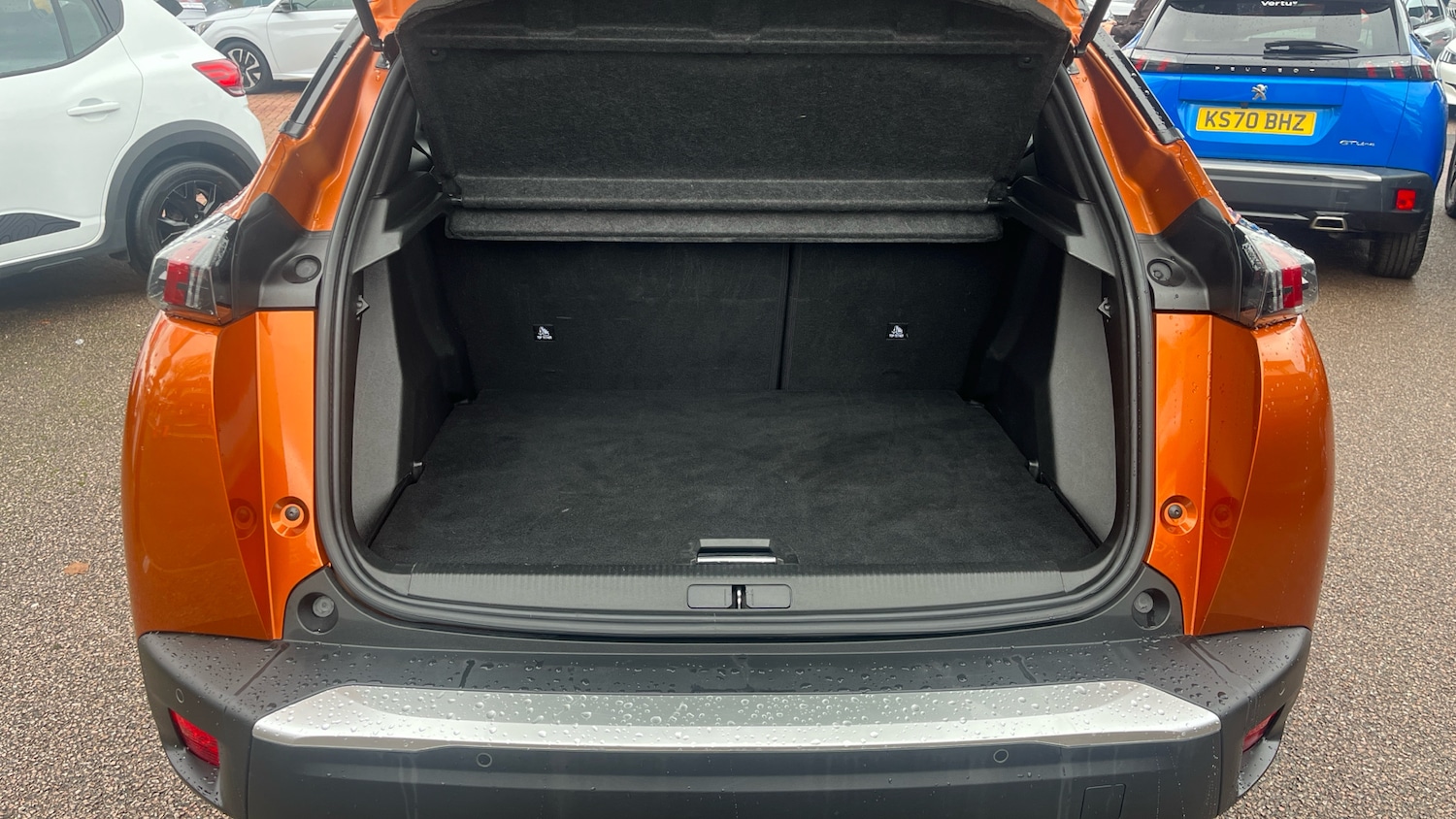 Used Peugeot 2008 2022 for sale - 76555623: Photo 4