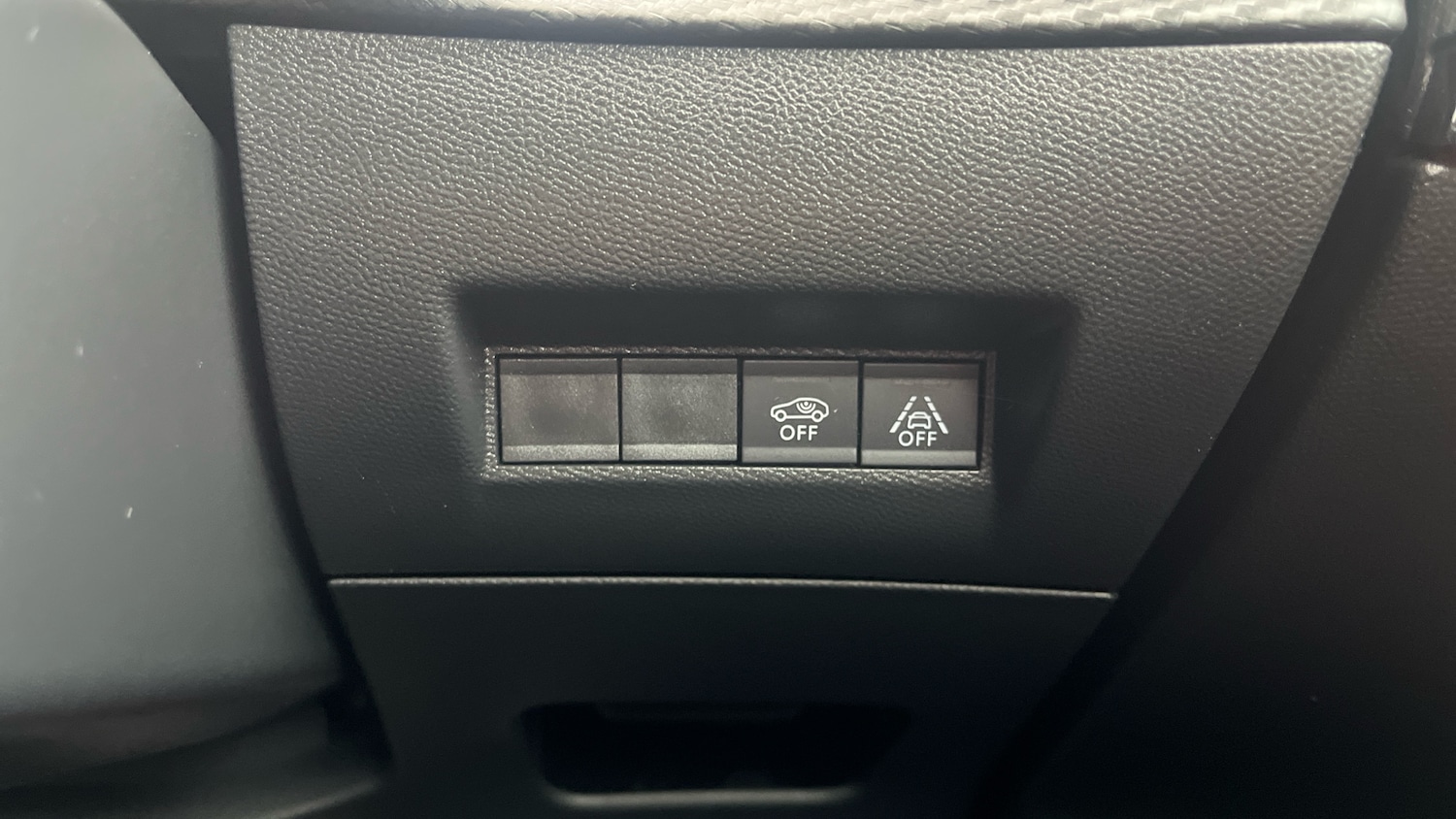 Used Peugeot 2008 2022 for sale - 76555623: Photo 41