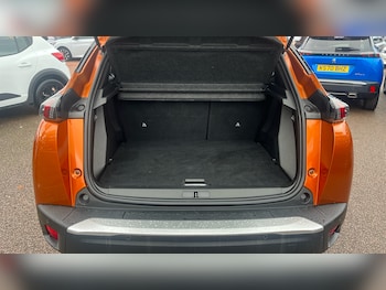 Used Peugeot 2008 2022 for sale - 76555623: Photo