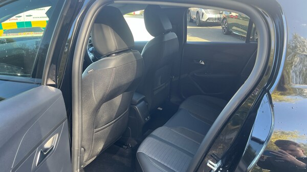 Used Peugeot 208 2023 for sale - 76146449: Photo 16
