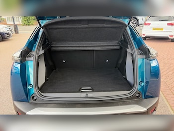 Used Peugeot 2008 2025 for sale - 79405154: Photo