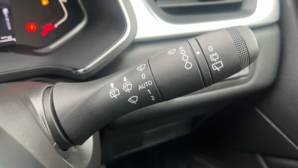 Used Renault Captur 2021 for sale - 76232268: Photo 29