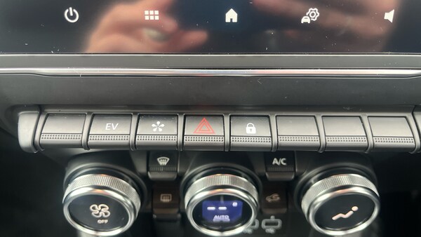 Used Renault Captur 2021 for sale - 76232268: Photo 35