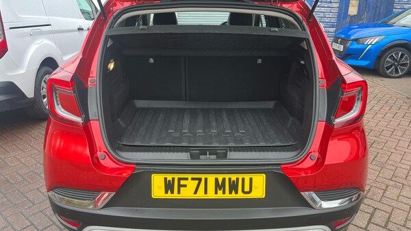 Used Renault Captur 2021 for sale - 76232268: Photo 4