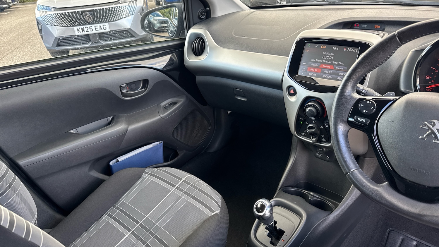 Used Peugeot 108 2016 for sale - 76427769: Photo 14