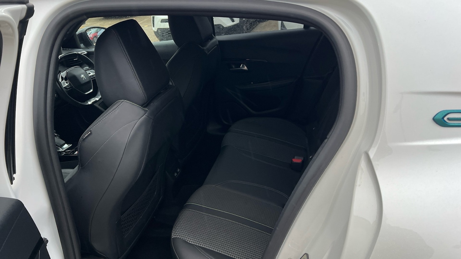 Used Peugeot 208 2021 for sale - 76736380: Photo 16