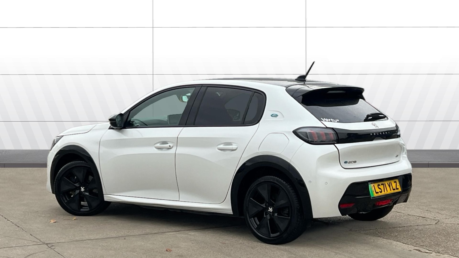 Used Peugeot 208 2021 for sale - 76736380: Photo 2