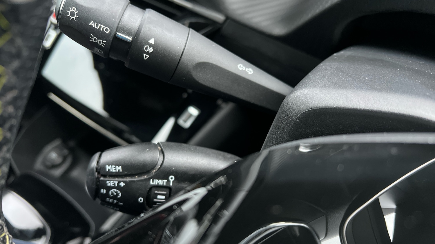 Used Peugeot 208 2021 for sale - 76736380: Photo 24