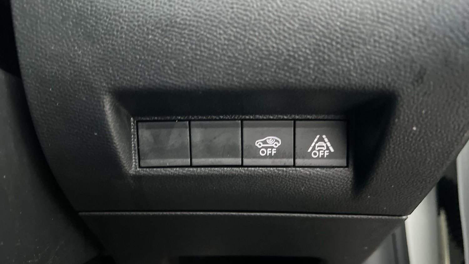 Used Peugeot 208 2021 for sale - 76736380: Photo 26