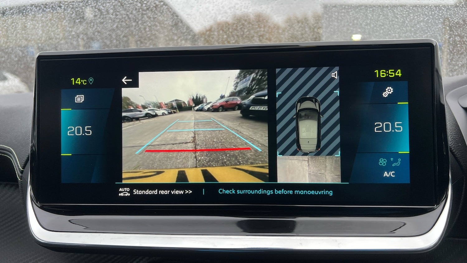 Used Peugeot 208 2021 for sale - 76736380: Photo 30