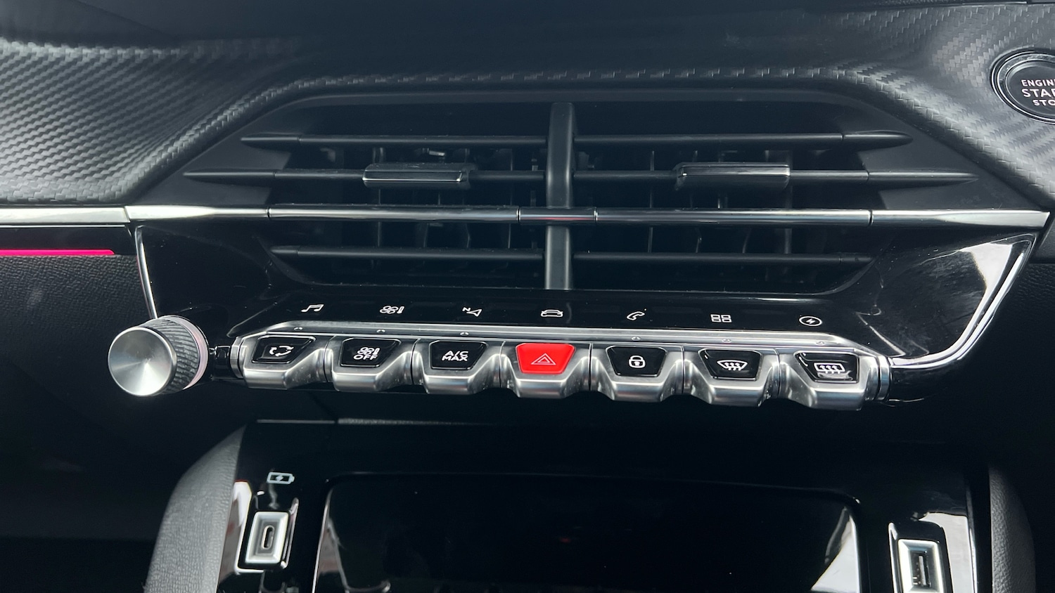 Used Peugeot 208 2021 for sale - 76736380: Photo 37