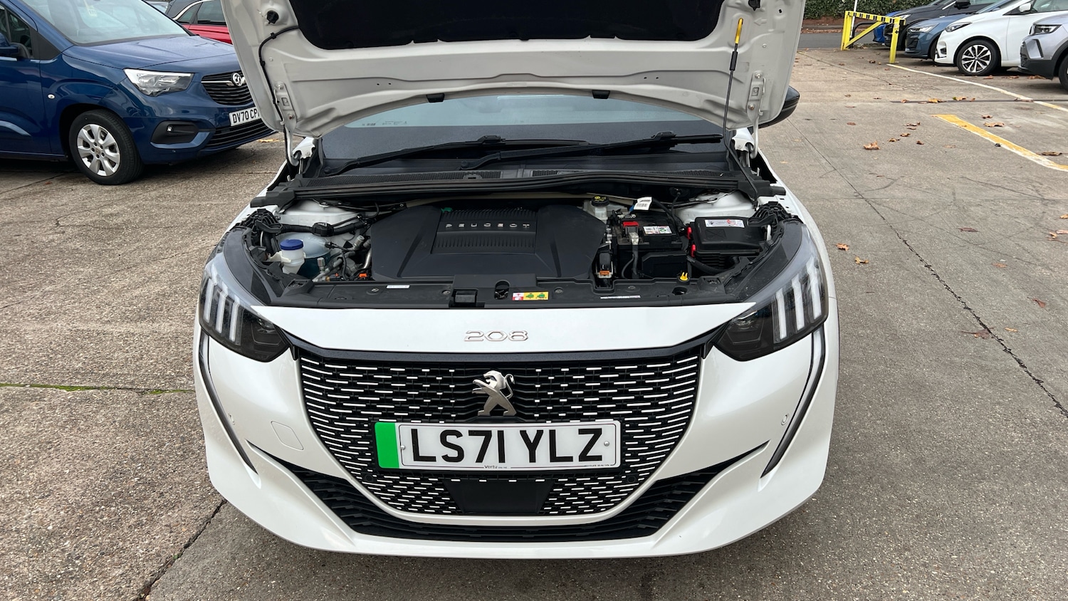 Used Peugeot 208 2021 for sale - 76736380: Photo 8