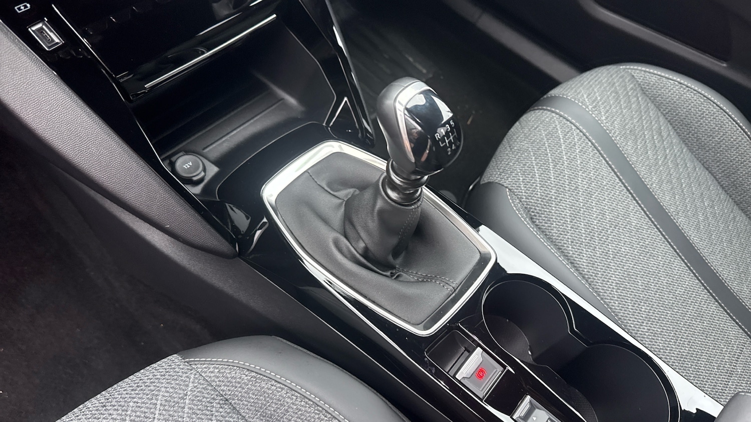 Used Peugeot 2008 2025 for sale - 77405628: Photo 13