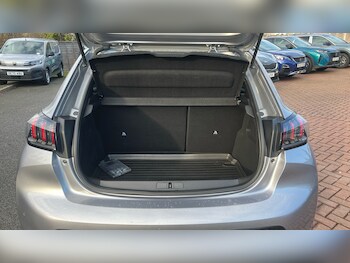 Used Peugeot 208 2022 for sale - 77271307: Photo