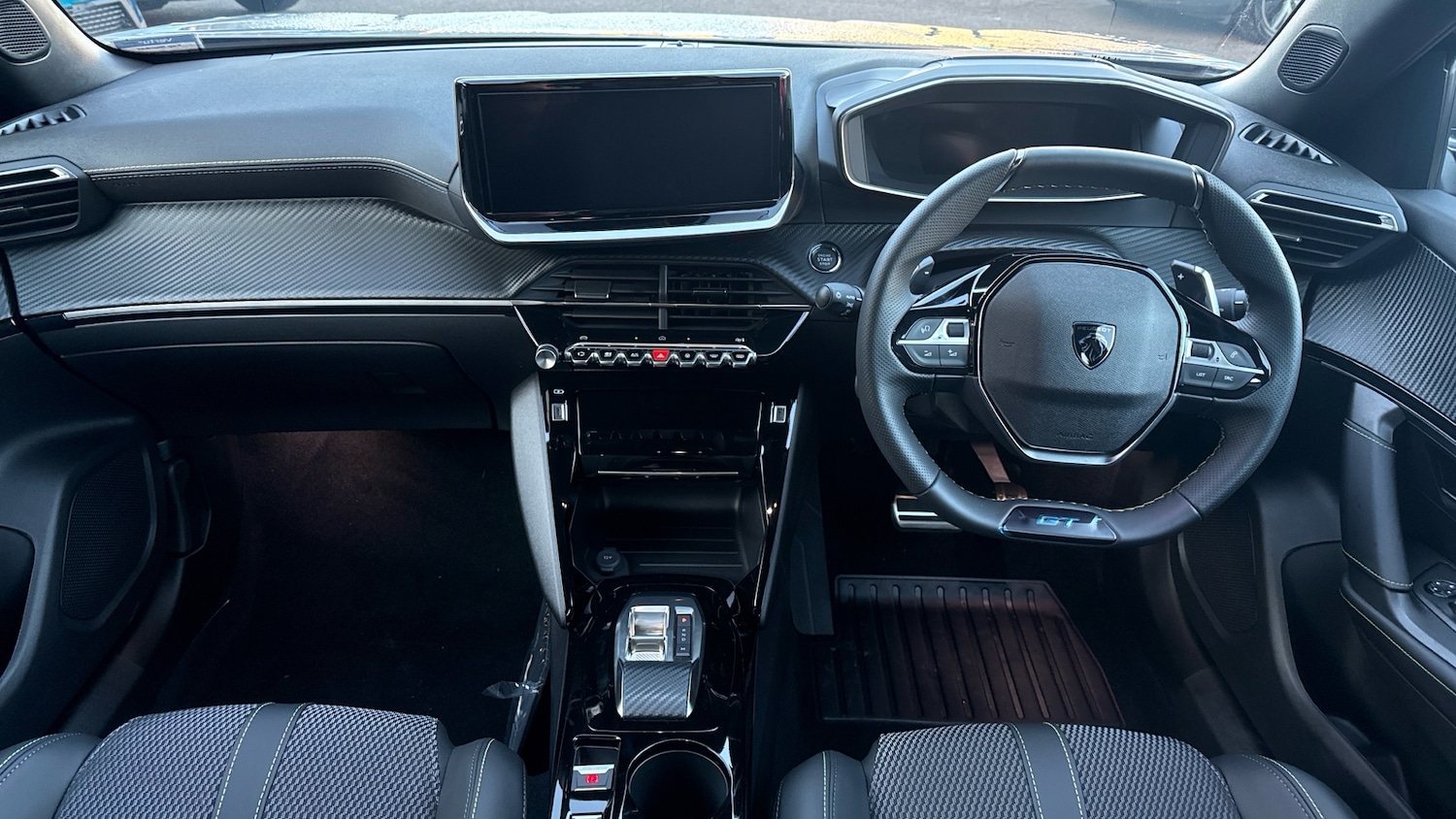 Used Peugeot 2008 2025 for sale - 76616351: Photo 10