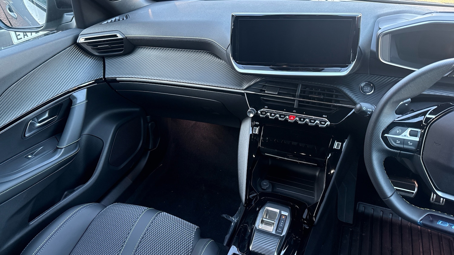 Used Peugeot 2008 2025 for sale - 76616351: Photo 14