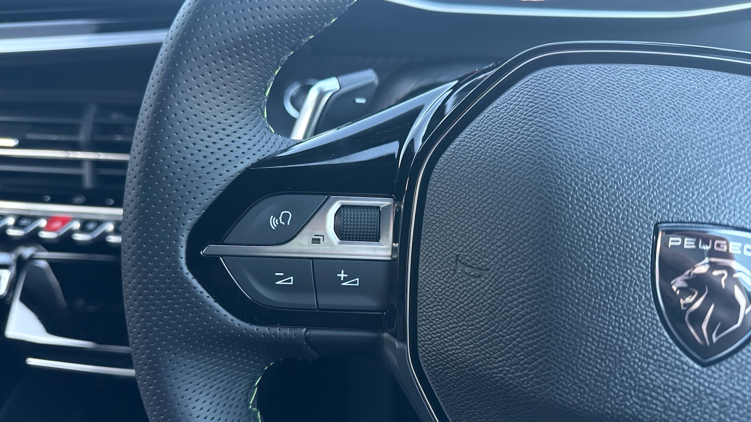 Used Peugeot 2008 2025 for sale - 76616351: Photo 28