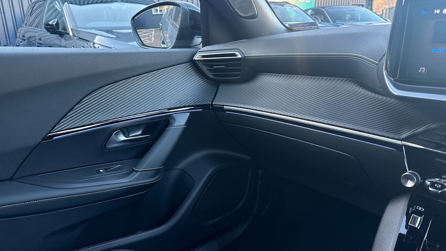 Used Peugeot 2008 2025 for sale - 76616351: Photo 30