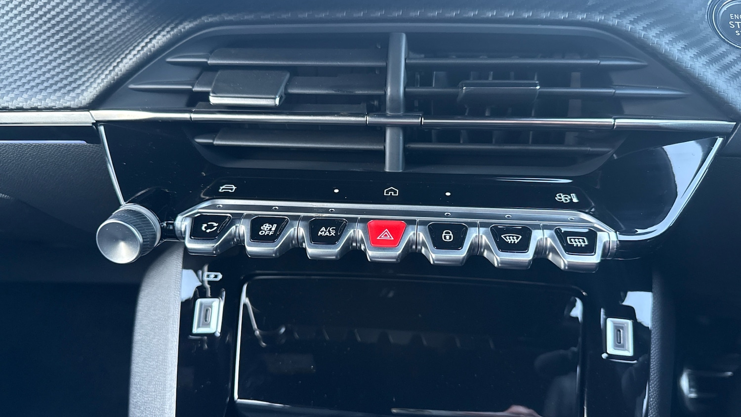 Used Peugeot 2008 2025 for sale - 76616351: Photo 31