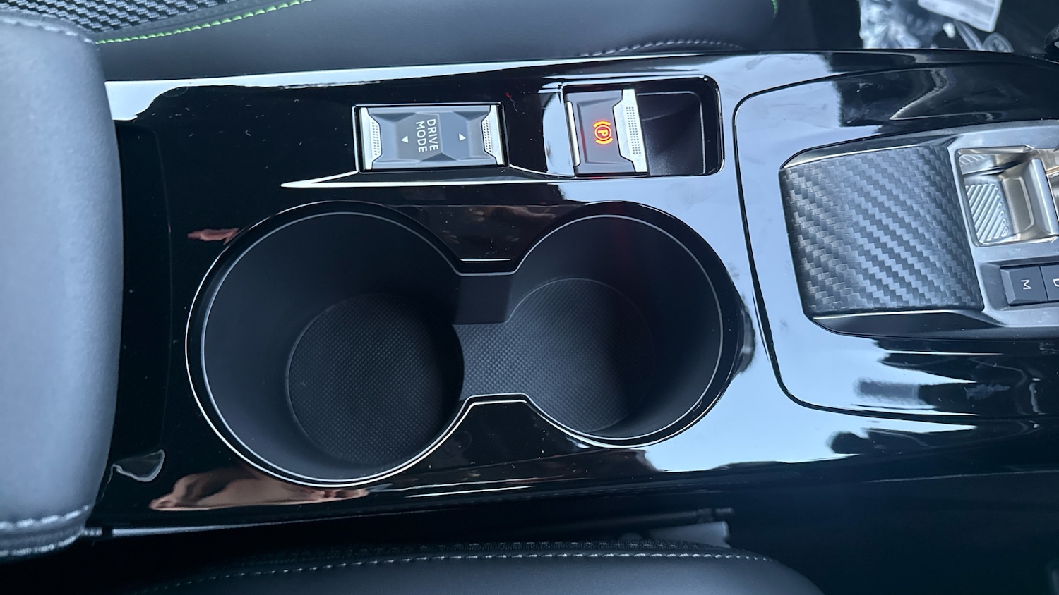 Used Peugeot 2008 2025 for sale - 76616351: Photo 34